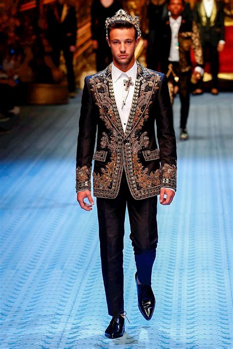 dolce gabbana ss19 mens|Dolce & Gabbana Spring 2019 Menswear Fashion Show .